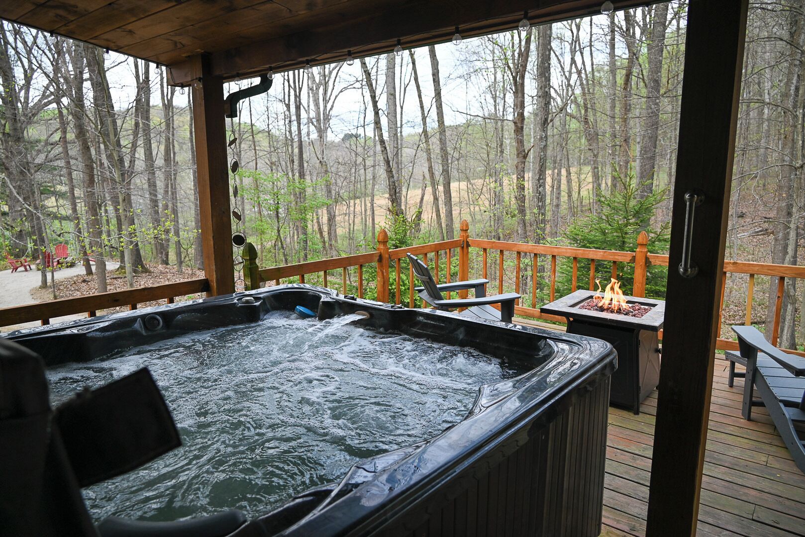 Tina de hidromasaje al aire libre