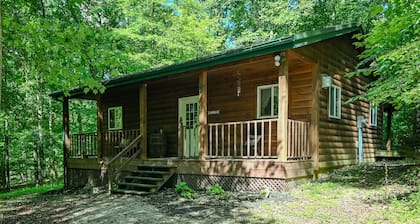 A Beary Cozy Cabin in Hocking Hills