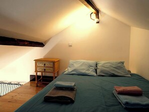 1 bedroom, iron/ironing board, travel cot, WiFi - Silver - Mezzanine Apartment (Porto)