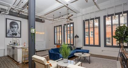 Prime Location | Stylish Downtown FTW Penthouse