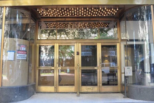 Industrial Loft | Sundance Square | FIFA DFW