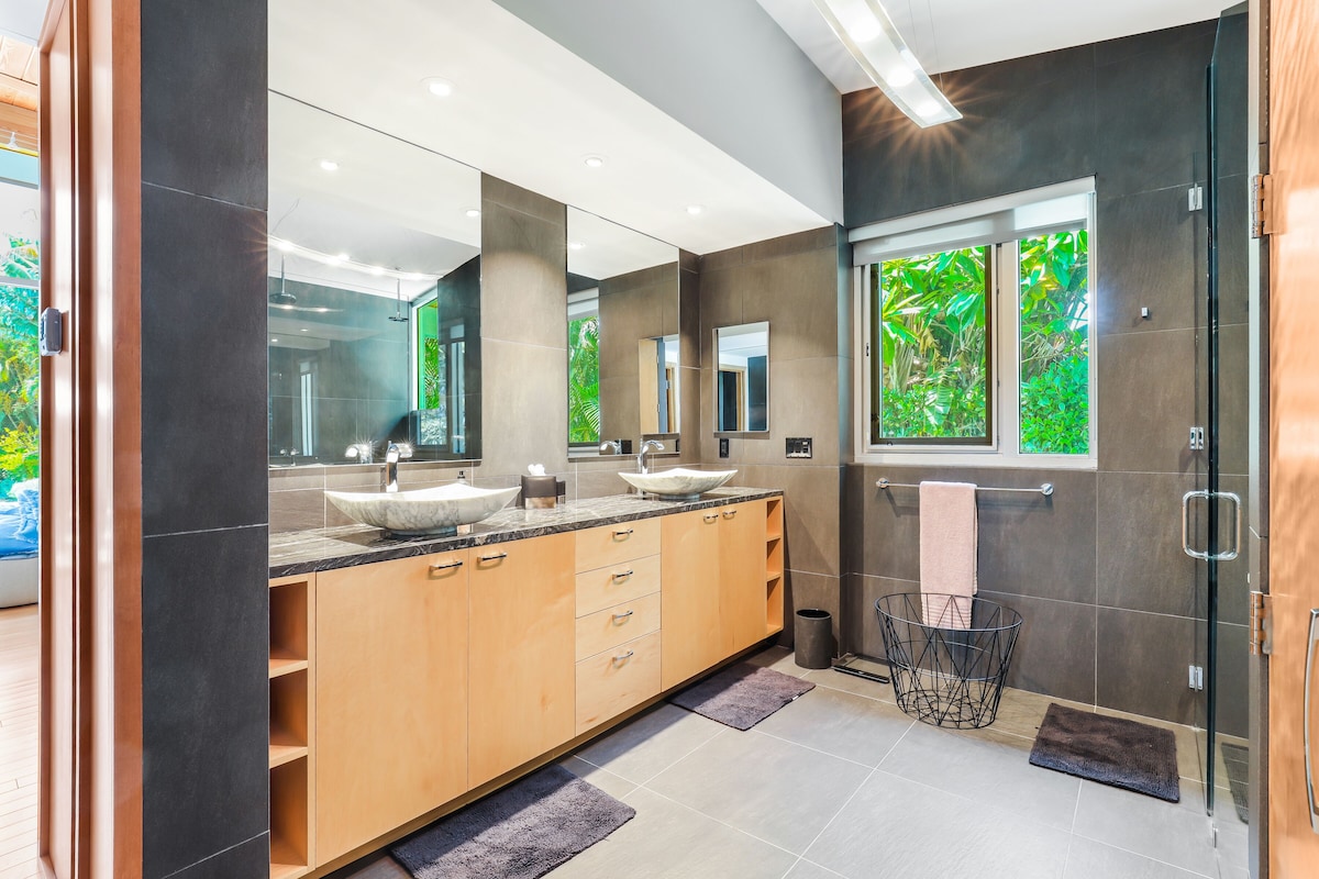 Photo 34 of Tropical Oasis! NEW Listing just blocks to the beach. 5 ⭐️ FIFA World Cup 1.5hr
