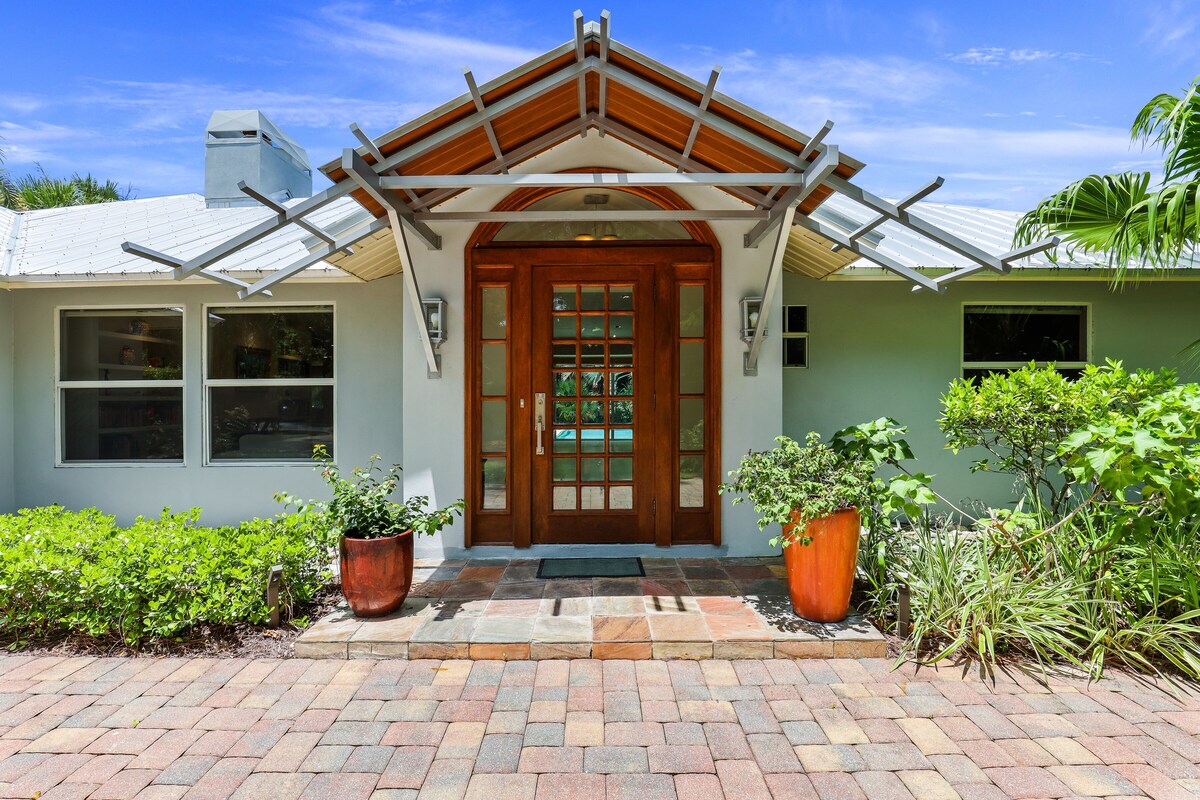 Photo 10 of Tropical Oasis! NEW Listing just blocks to the beach. 5 ⭐️ FIFA World Cup 1.5hr