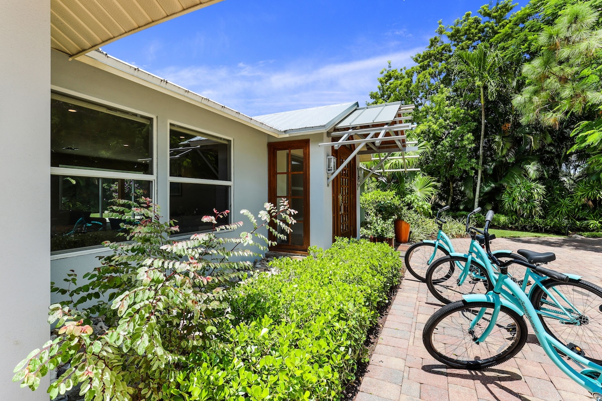Photo 5 of Tropical Oasis! NEW Listing just blocks to the beach. 5 ⭐️ FIFA World Cup 1.5hr