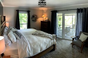 5 bedrooms, iron/ironing board, WiFi, bed sheets