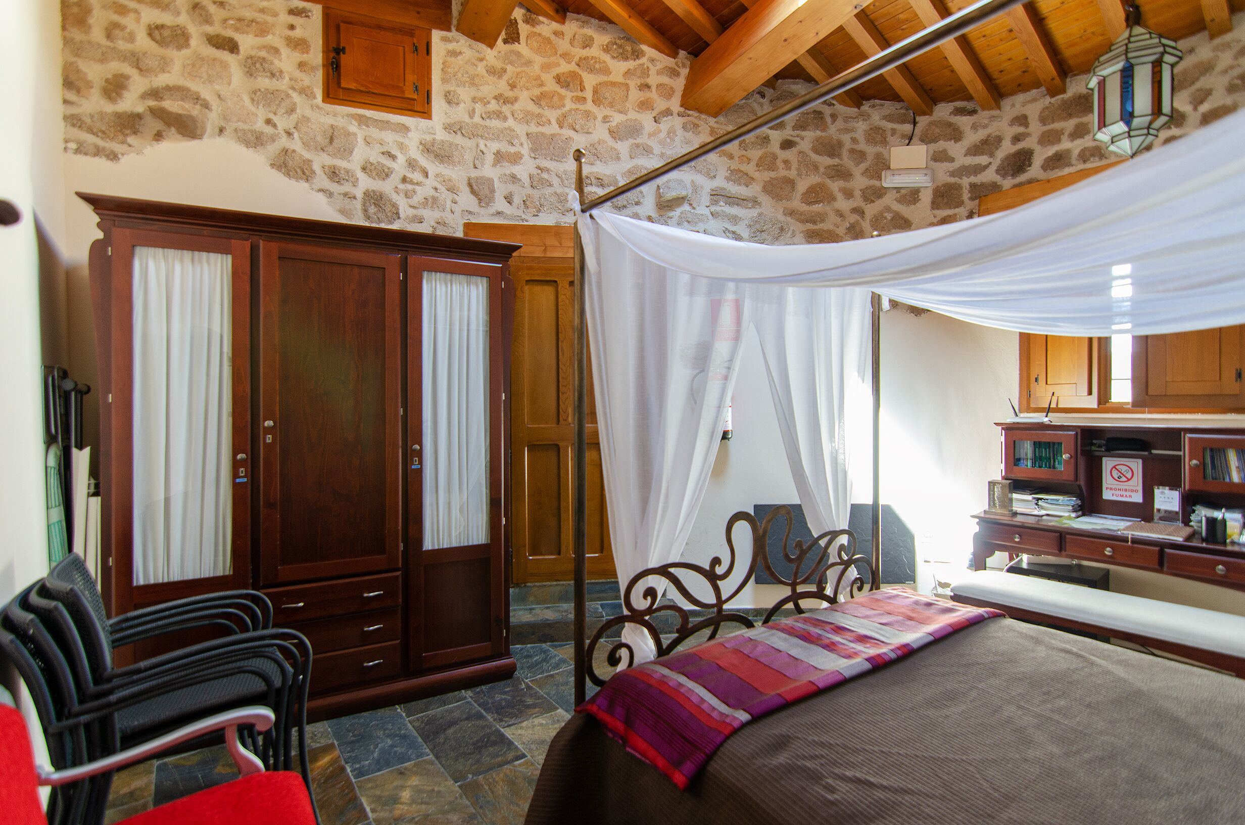 2 間睡房、免費 Wi-Fi、床單