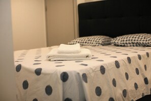 3 Schlafzimmer, Bügeleisen/Bügelbrett, Reisekinderbett, kostenloses WLAN