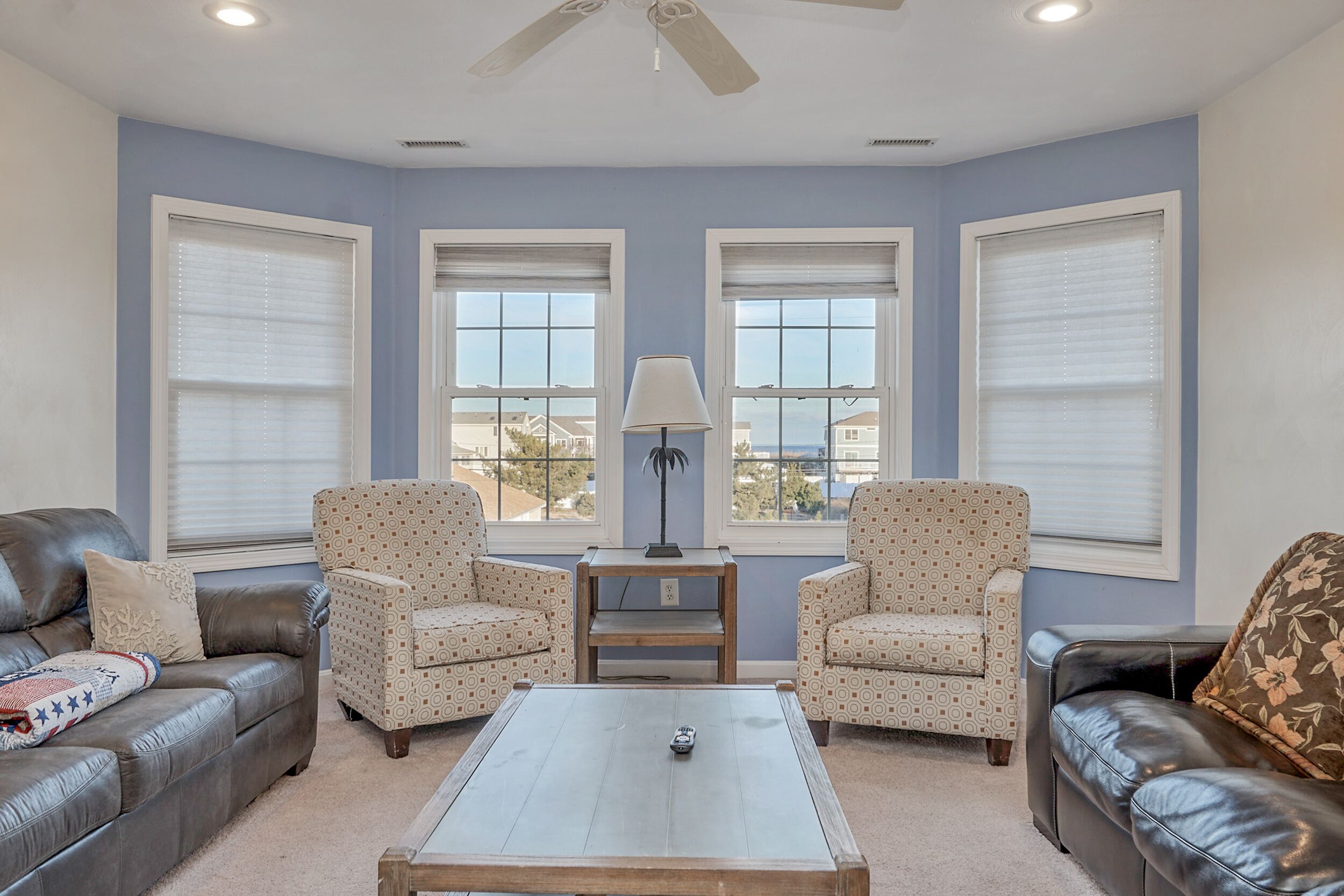Luxurious Beach Home With Indoor Pool Access! Steps From The Beach - Virginia Beach, VA