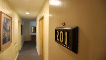 Condo (Inns of WV 201, 2 bd, Waterville Vall) | Interior