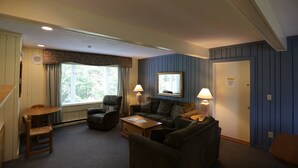 Condo (Inns of WV 201, 2 bd, Waterville Vall) | Living room - Inns of WV 201, 2 bd, Waterville Valley (Waterville Valley)