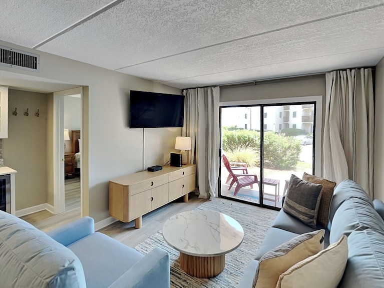 Ocean & Racquet 5116 | Beachside Condo- 30 Second Walk To The Beach, Pool + Tenn - St. Augustine Beach, FL