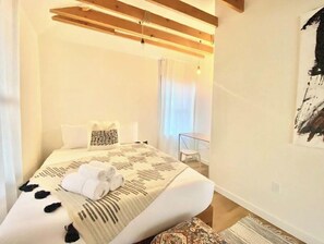 2 chambres, bureau, fer et planche à repasser, Wi-Fi gratuit