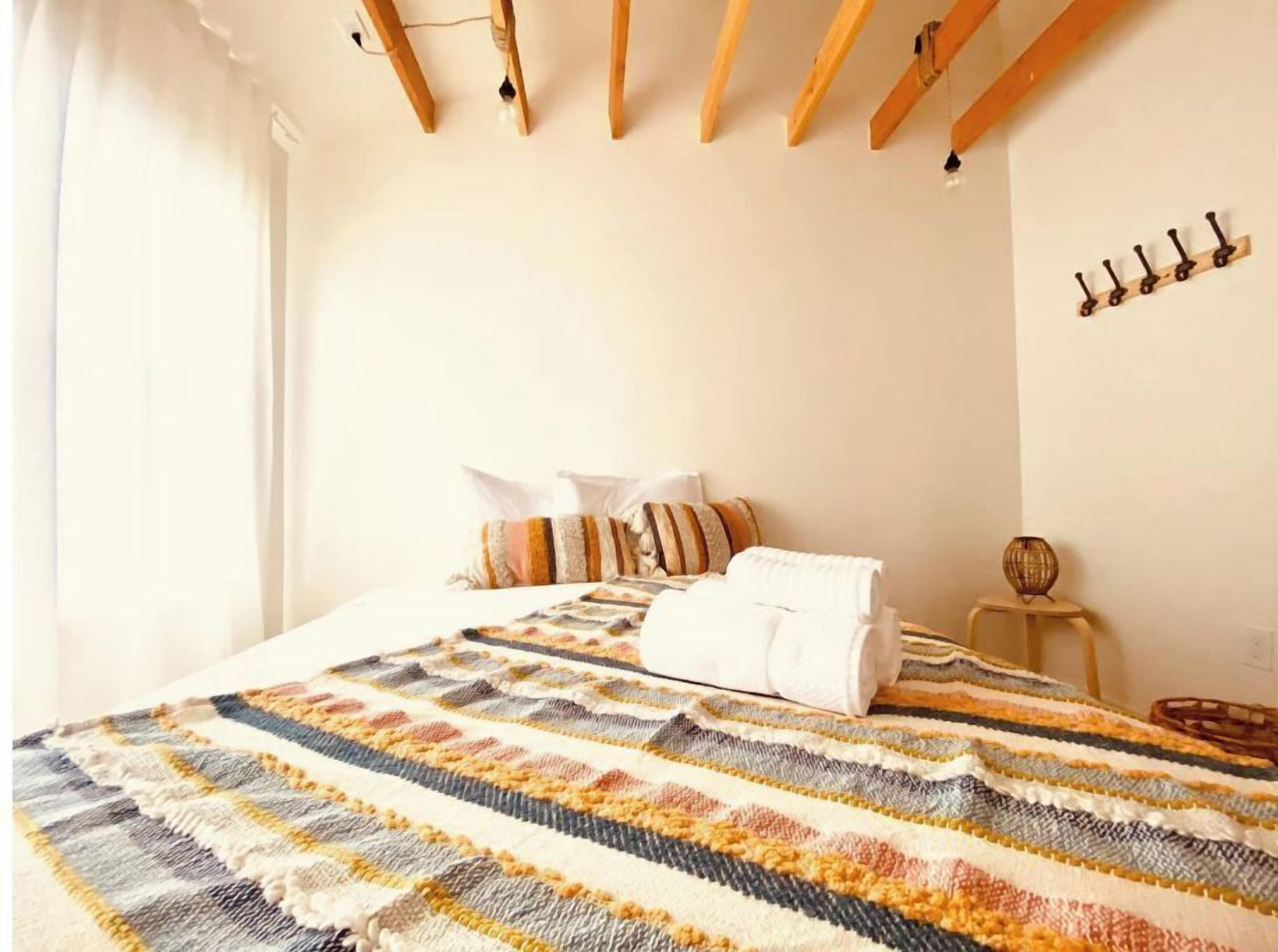 2 chambres, bureau, fer et planche à repasser, Wi-Fi gratuit