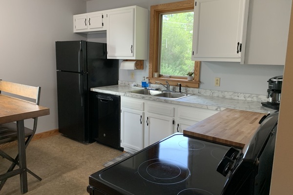 Frigorífic, microones, forn i placa de cuina