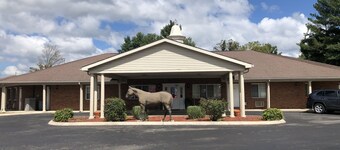 The Tompkinsville Inn