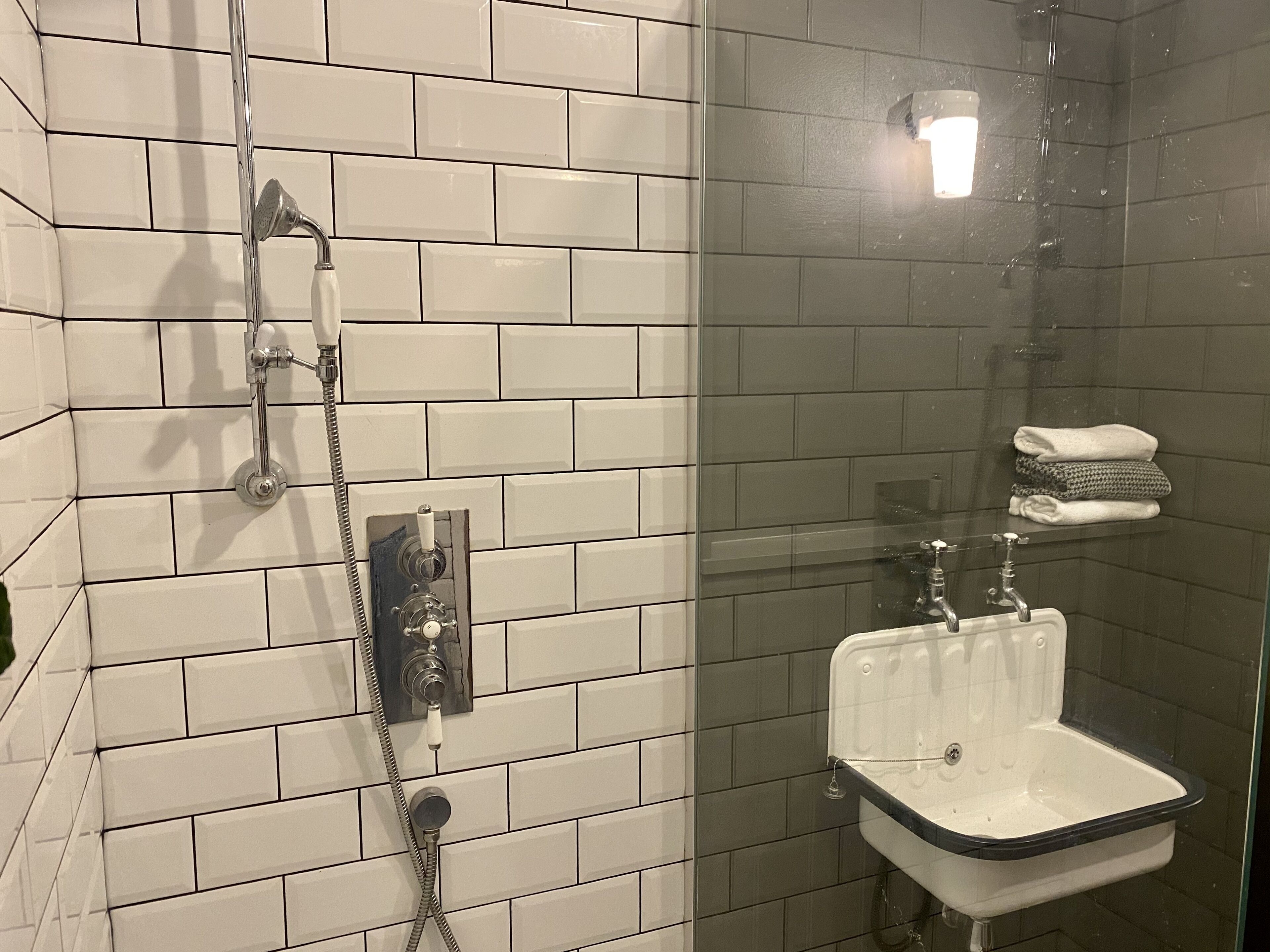 Combined shower/bathtub, hair dryer, towels, soap