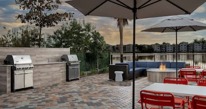 Home2 Suites by Hilton Miami Airport South Blue Lagoon