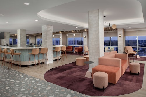 Home2 Suites by Hilton Miami Airport South Blue Lagoon