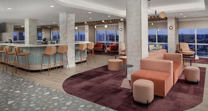 Home2 Suites by Hilton Miami Airport South Blue Lagoon