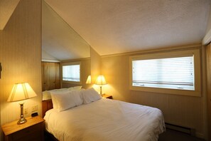 Condo (Inns of WV 309, 2bd, Waterville Valle) | 2 bedrooms, free WiFi - Inns of WV 309, 2bd, Waterville Valley (Waterville Valley)