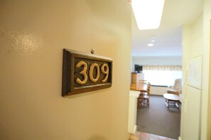 Condo (Inns of WV 309, 2bd, Waterville Valle) | Exterior