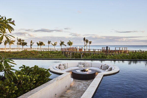 2 bares o lounges, bar en la playa 