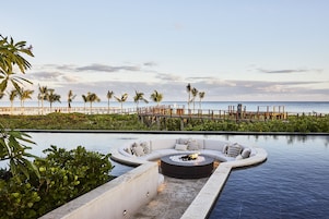 2 bares/lounges, bar na praia