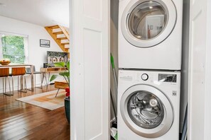 Unclassified image, 4 of 14, button