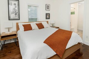 Unclassified image, 2 of 14, button