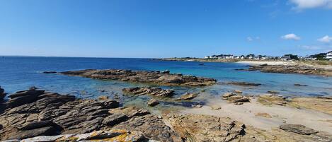 Beach nearby, sun loungers