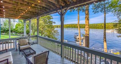 Starlight Lakehouse; Your Magical 5 Bdrm Getaway! W/ BRAND NEW 7 SEATER HOT TUB!