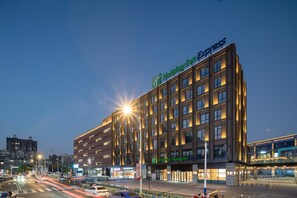 Exterior - Holiday Inn Express Nantong North Gateway by IHG (Nantong)