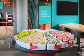Desayuno para llevar incluido todos los días