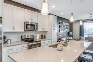 Fridge, microwave, oven, stovetop - Skyline View, Garage, Mural and Ping Pong in Big Modern Home (Nashville)