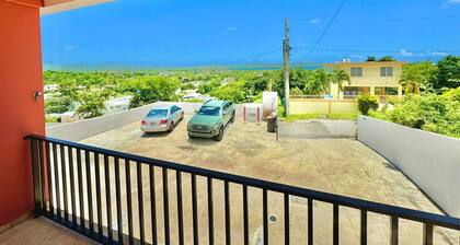 LOCATION! Beautiful Views ! Tranquility ! Restaurants Nightlife 5 min drive!