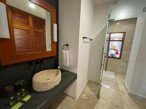 Deluxe House | Bathroom - Casa Pirata (Isla Holbox)