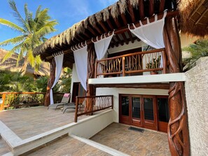 Front of property - Casa Pirata (Isla Holbox)