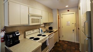 Unclassified image, 4 of 8, button - Inns of WV 308, 2bd, Waterville Valley (Waterville Valley)