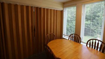 Condo (Inns of WV 206, 2bd, Waterville Valle) | Private kitchen