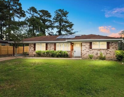 Lovely Home/Minutes from Fort Polk/Wifi/Pet Friendly