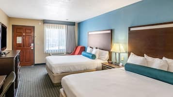 2 bedrooms, iron/ironing board, internet