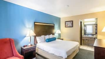 1 bedroom, iron/ironing board, free internet