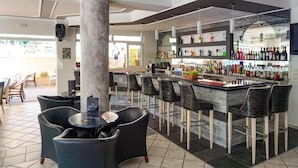 Bar (on property) - Kerkyra Island Hotel (Corfu)
