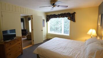 Condo (Inns of WV 304, 1bd, Waterville Valle) | 1 bedroom, free WiFi