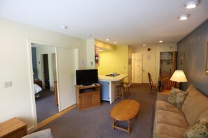 Condo (Inns of WV 304, 1bd, Waterville Valle) | Sala de estar