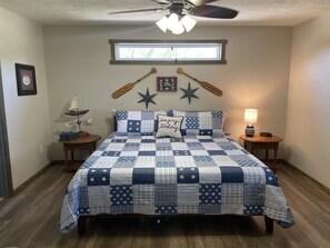 1 slaapkamer, een strijkplank/strijkijzer, gratis wifi, beddengoed