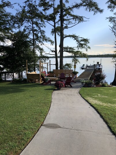 Private Riverfront Retreat - Just outside of Town