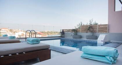 Emmeleia mare new building maisonette with pool, seaview, 3 min from the beach