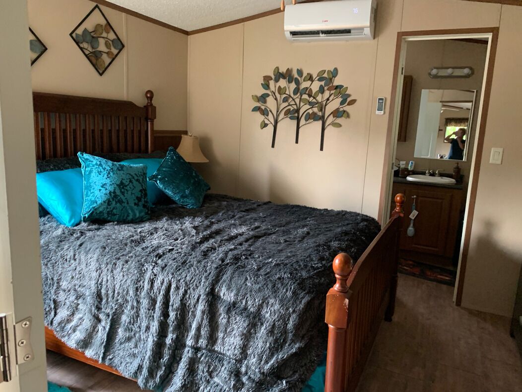 1 dormitorio y ropa de cama