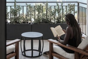 Suite With Bathtub Jacuzzi | Ropa de cama hipoalergénica, cortinas opacas, sistema de insonorización